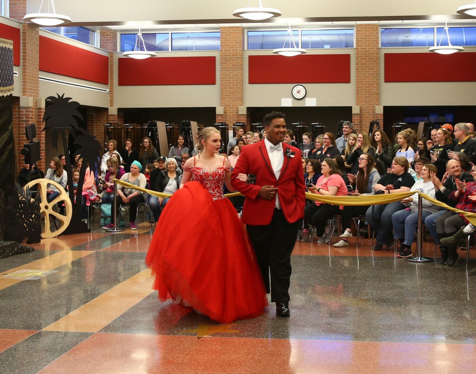 MC Prom 2018 (2).JPG